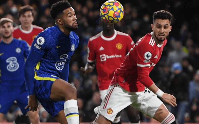 曼联力克拜仁，晋级欧冠淘汰赛