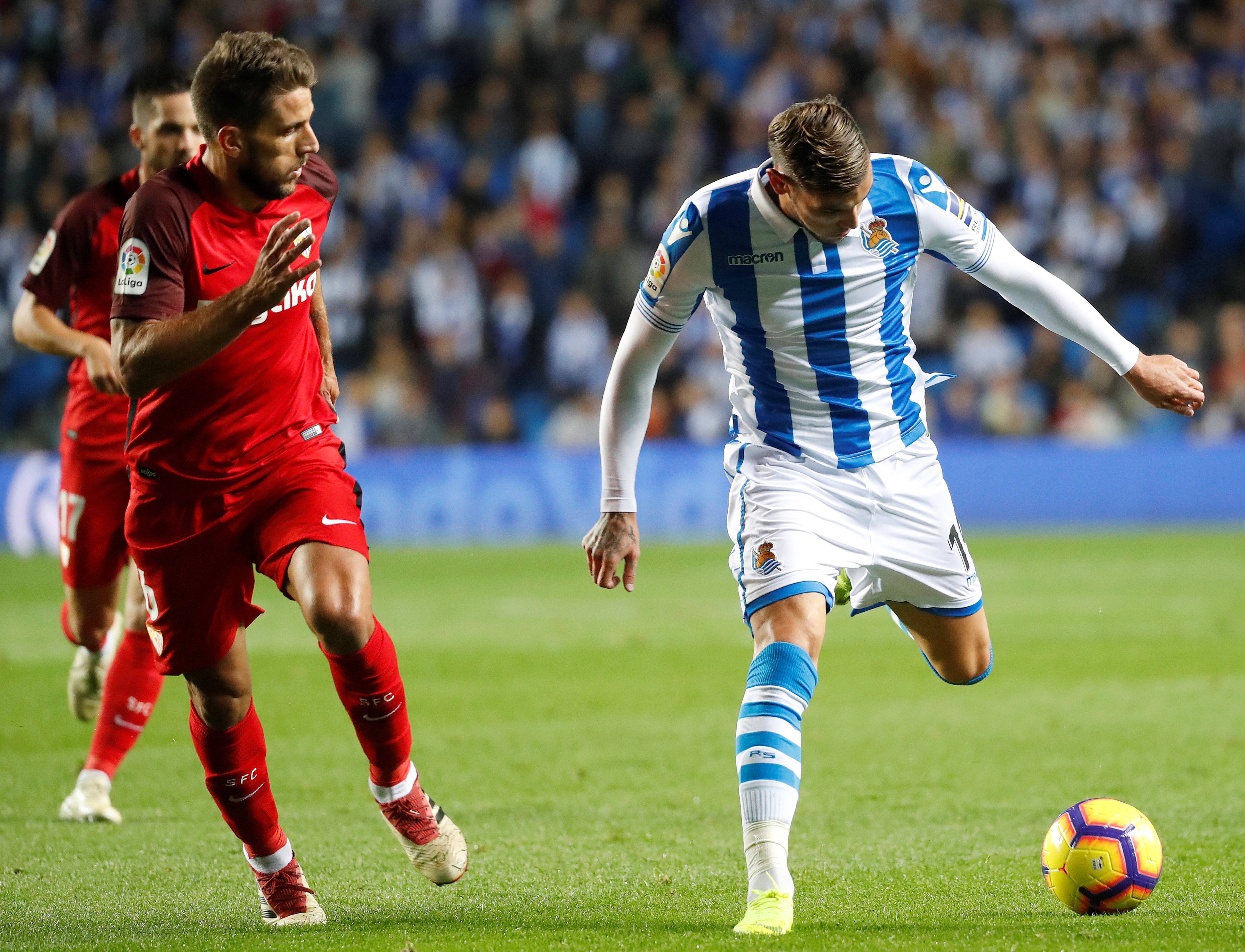 开云-巴伦西亚队实力集中在中场,前途不明朗