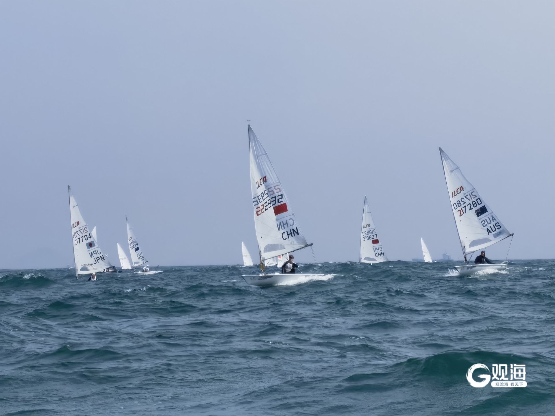 开云体育在线-瑞士队在帆船比赛中获得银牌