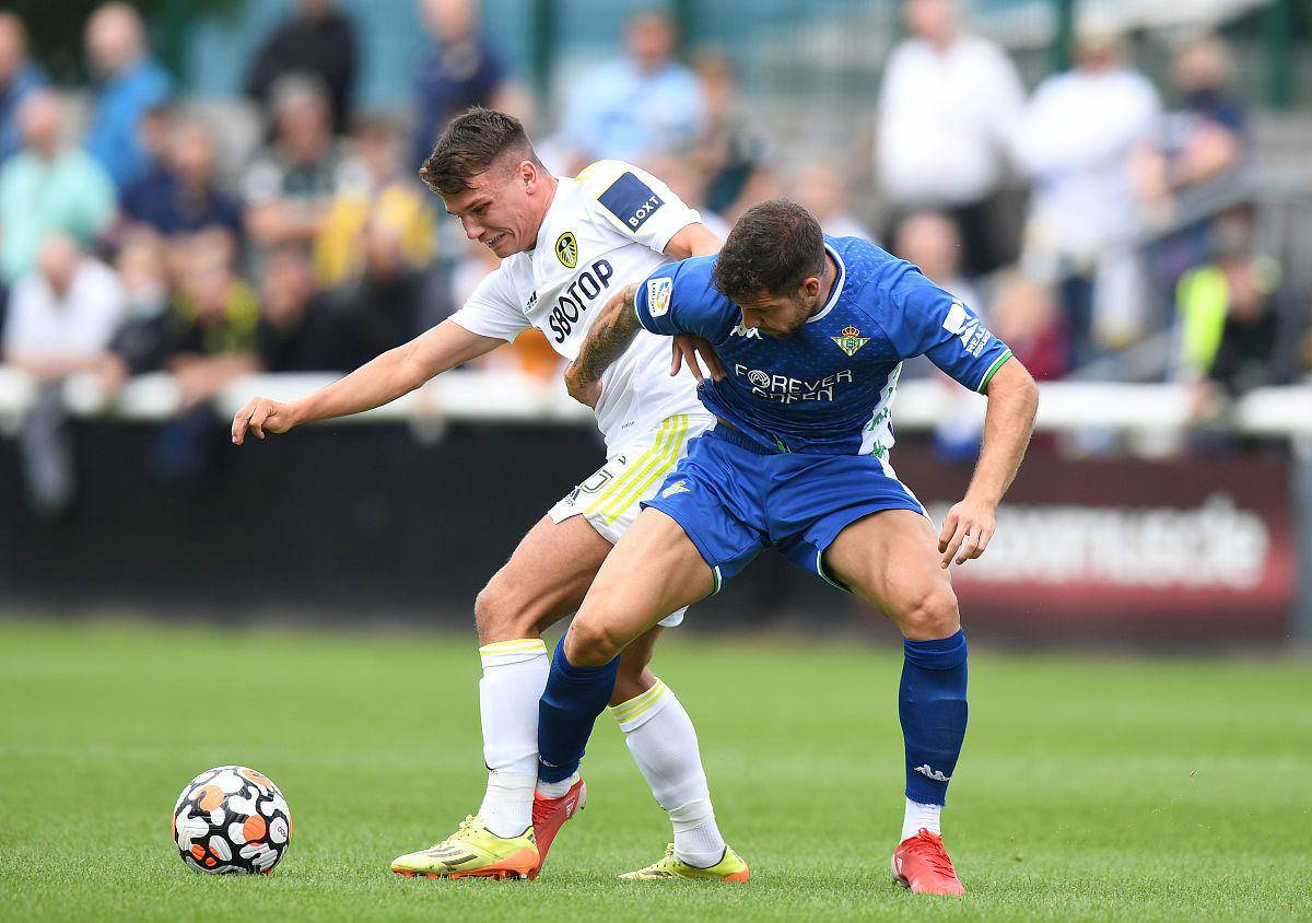 开云sport-包含落后两球的利兹联逆袭，战成平局的词条