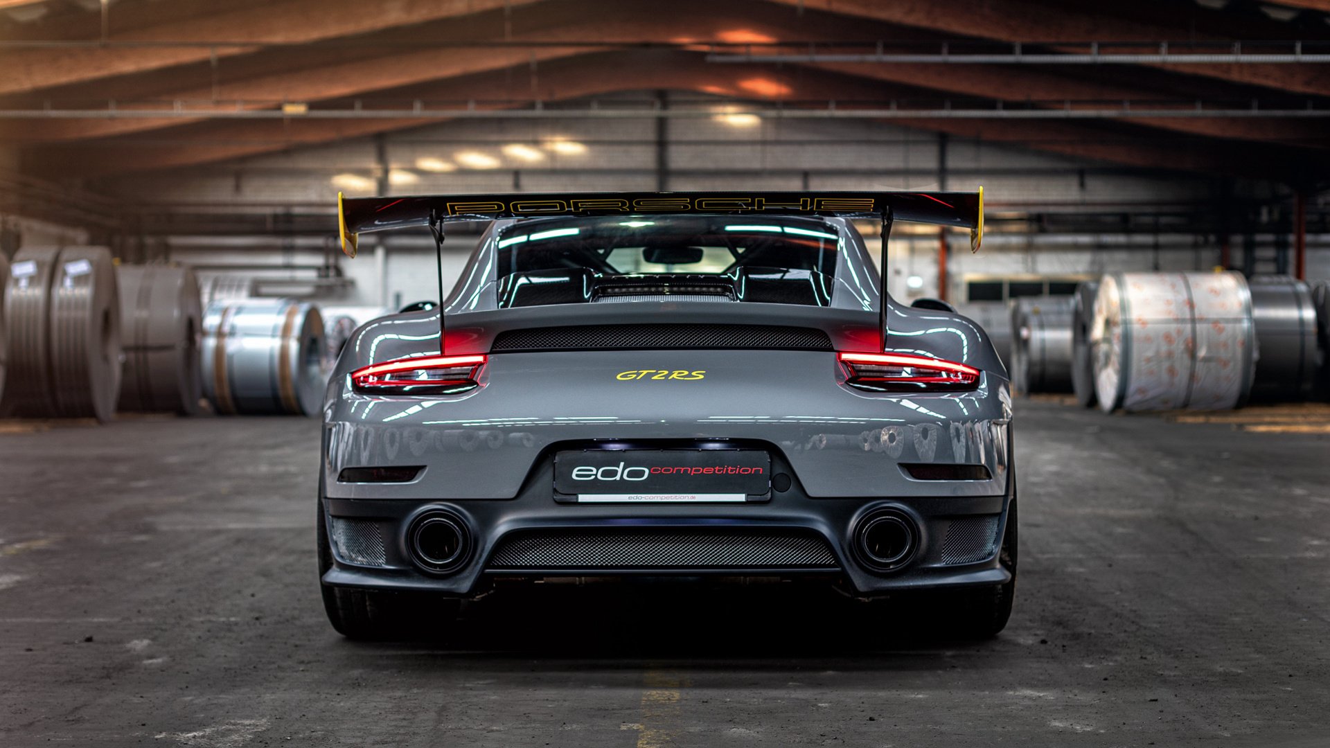 冰封与烈焰，当深圳队的铜墙铁壁，遇上霍勒迪的致命接管