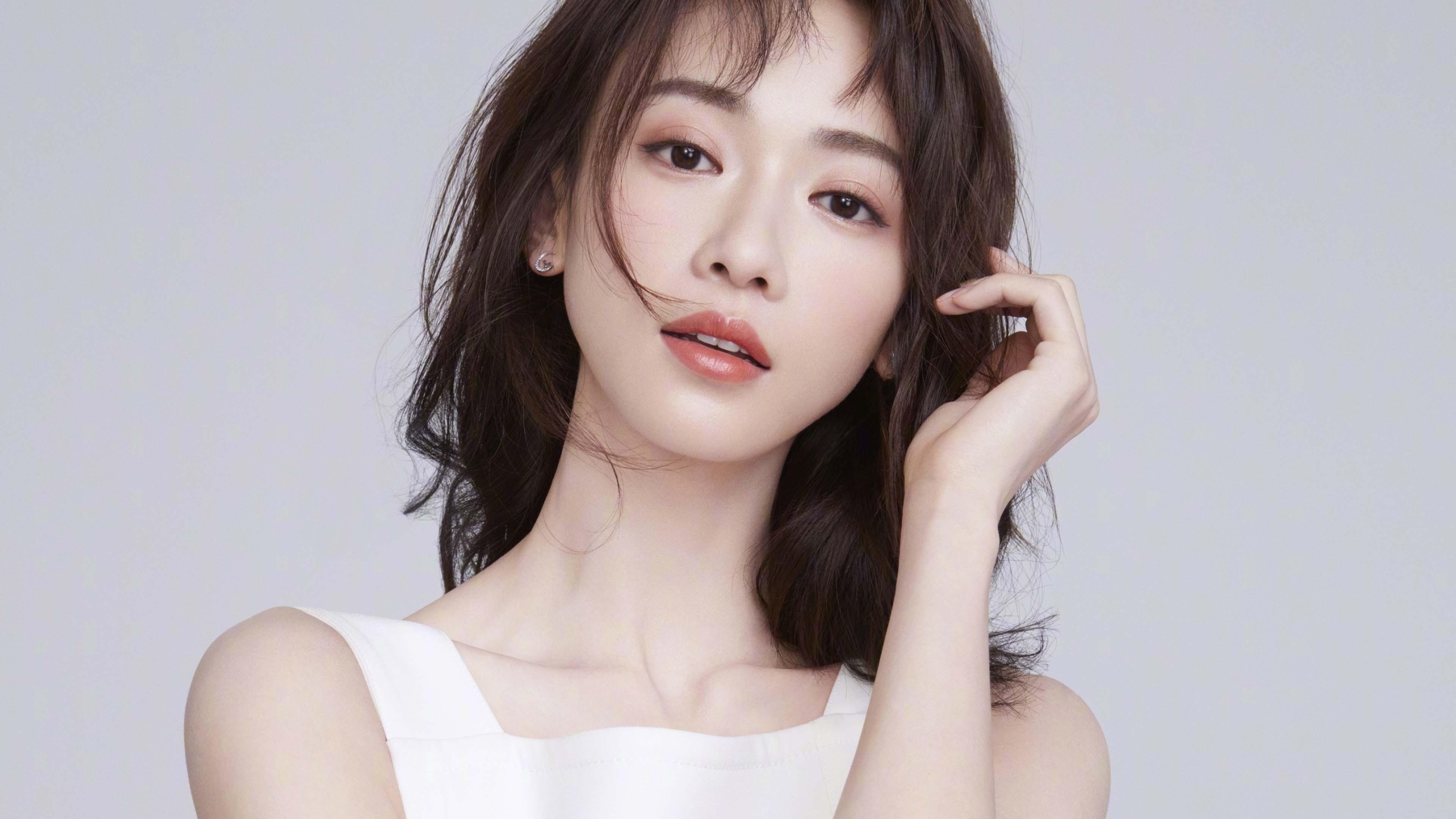 开云下载-足球世界排名风云，哥斯达黎加爆冷冲垮马里，若日尼奥关键战接管比赛