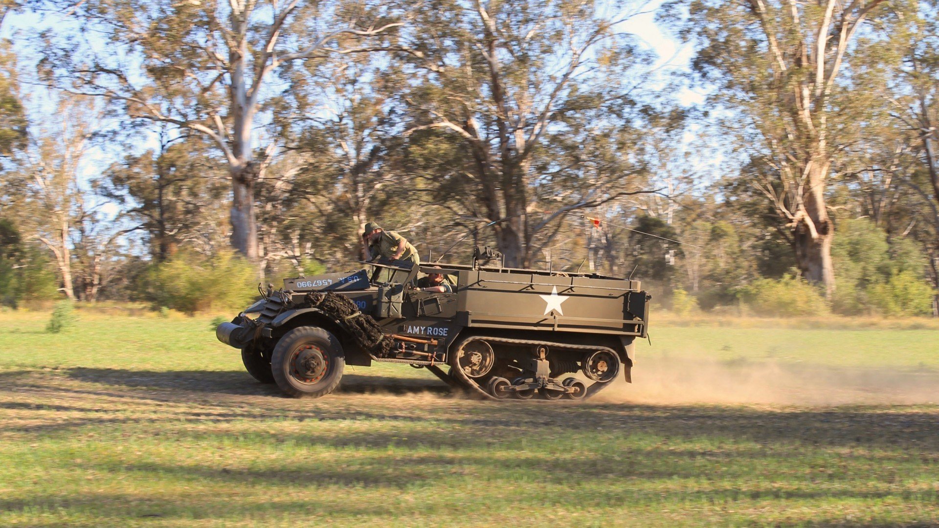 哈利伯顿全面指挥官风采尽显，鹈鹕内外共振强势击退爵士