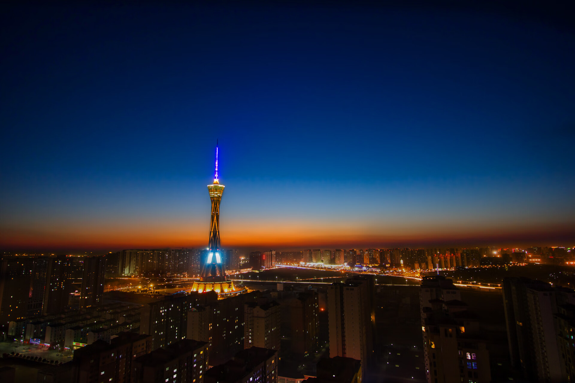 2026世界杯H组关键战,太极虎横扫匈牙利,穆西亚拉独造三球引领日耳曼战车突围